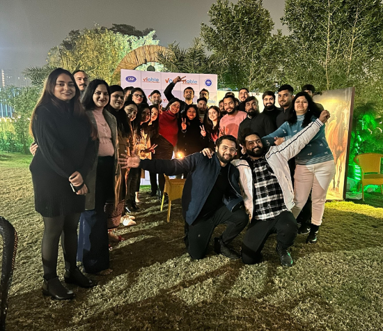 Cheers to New Beginnings: A Glitzy New Year’s Party